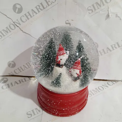 SANTA EXPRESS CHRISTMAS CHARACTER MUSICAL WATER SPINNER