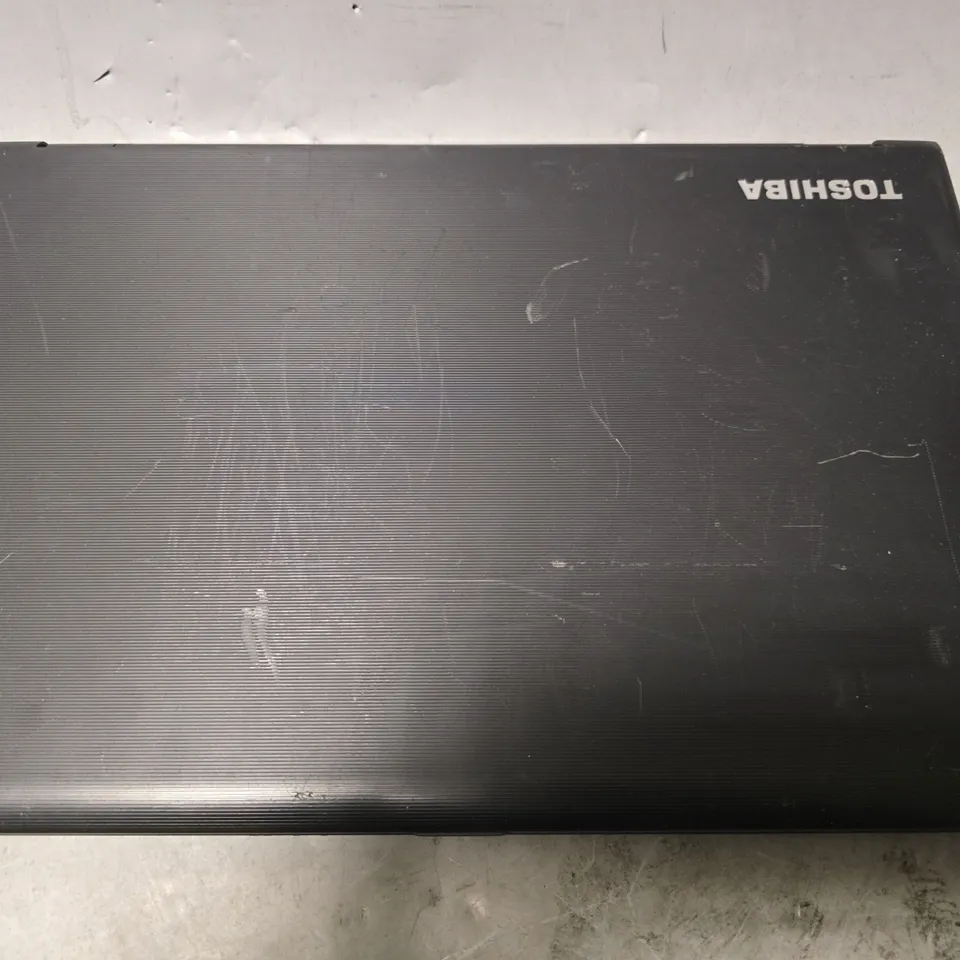 TOSHIBA SATELLITE PRO R50-B LAPTOP 