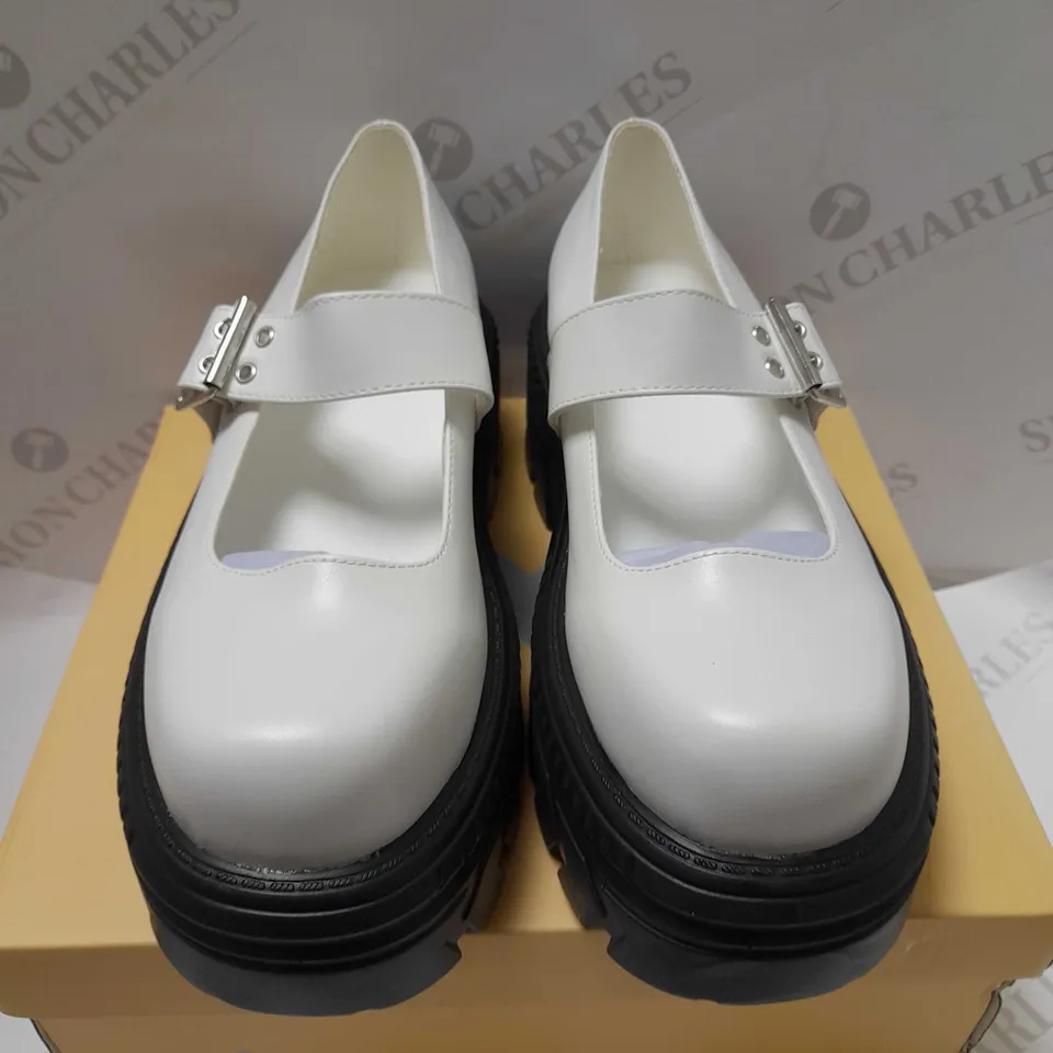 KOI VERITAS STOMPER BUCKLE SHOES, WHITE PU - SIZE 8