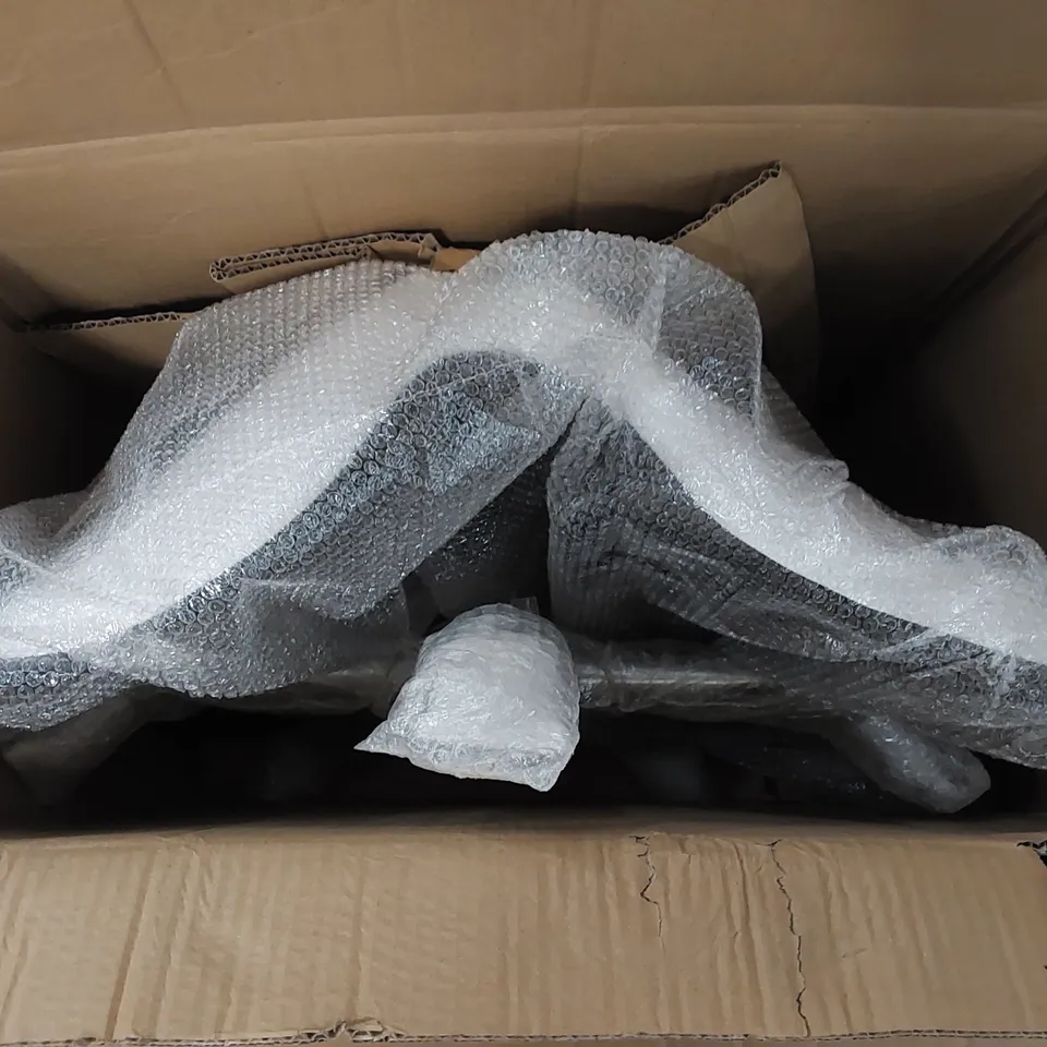 A BOXED BLACK AND WHITE UPHOLSTERED OFFICE CHAIR 