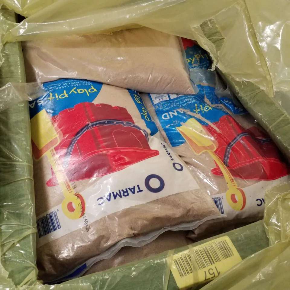 PALLET CONTAINING 2 BOXES OF BAGGED PLAY SANDS