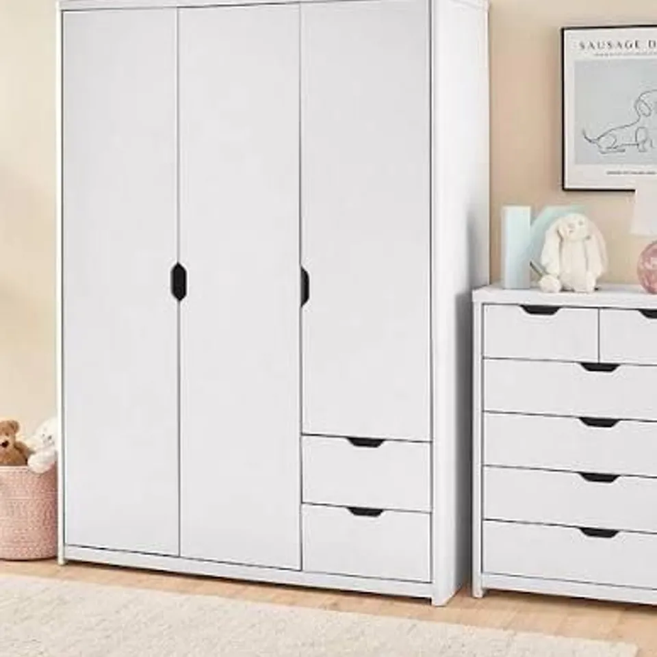 BOXED ASPEN 3-DOOR 2-DRAWER WHITE OAK-EFFECT WARDROBE (2 BOXES) RRP £339.99