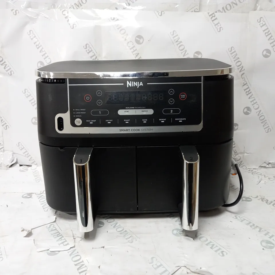 BOXED NINJA FOODI MAX 9.5L DUAL ZONE AIRFRYER AF451UK