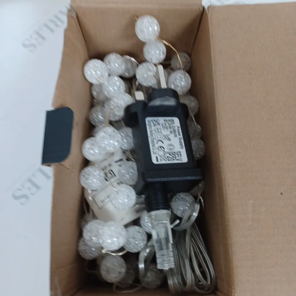 FROSTED SNOWBALL LIGHTS 160 PURE WHITE LEDS 