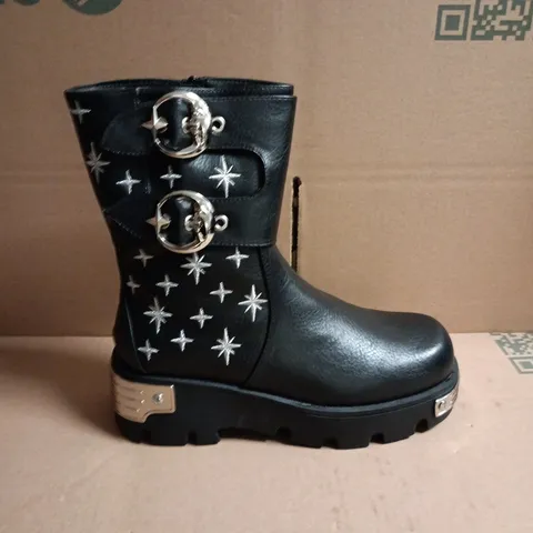 BOXED KOI BLACK LEATHER KNEE-HIGH BOOTS WITH BUCKLES & SILVER HEEL DETAIL - UK6