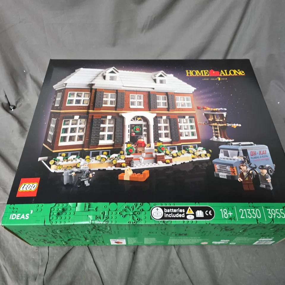 BOXED LEGO HOME ALONE #038