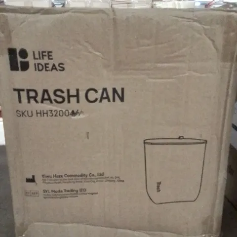 BOXED TRASH CAN 