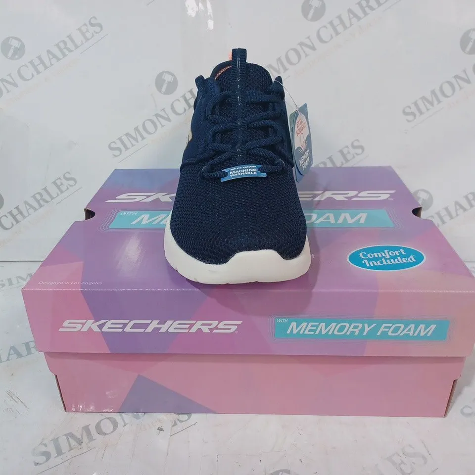 BOXED PAIR OF SKECHERS MEMORY FOAM MESH TRAINERS IN NAVY SIZE 5.5