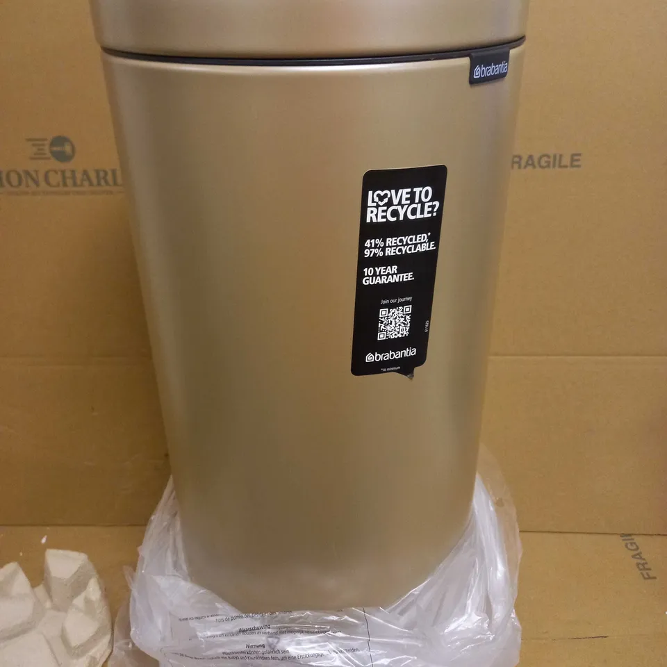 BRABANTIA 30 LITRE PEDAL BIN - GREEN RRP £99.99