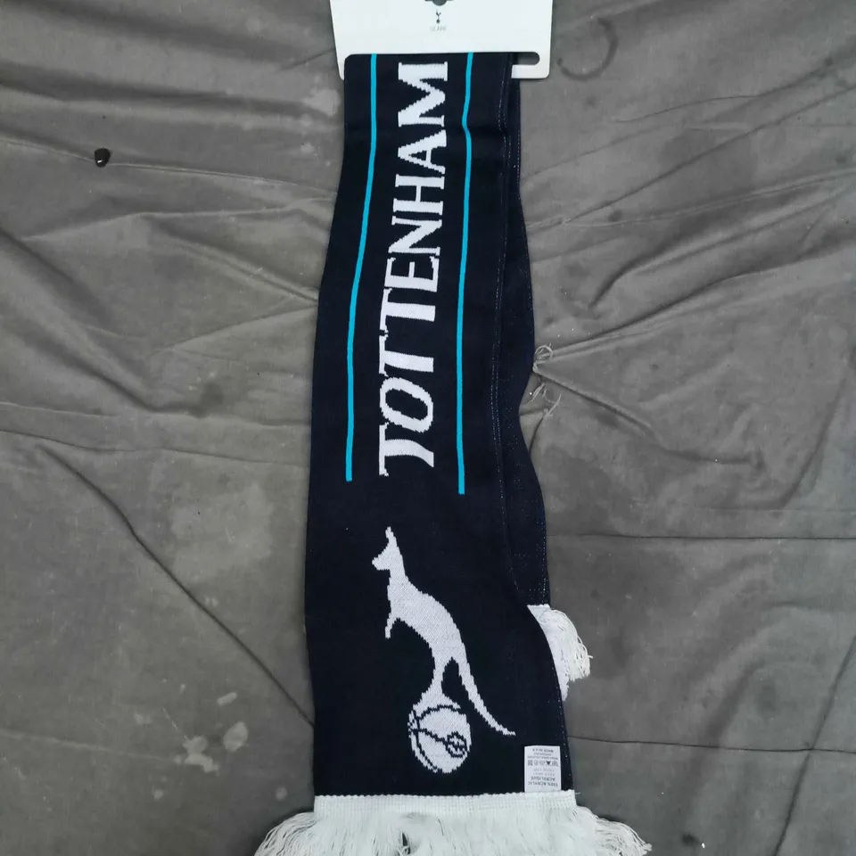 TOTTENHAM HOTSPUR KANGAROO NAVY SCARF