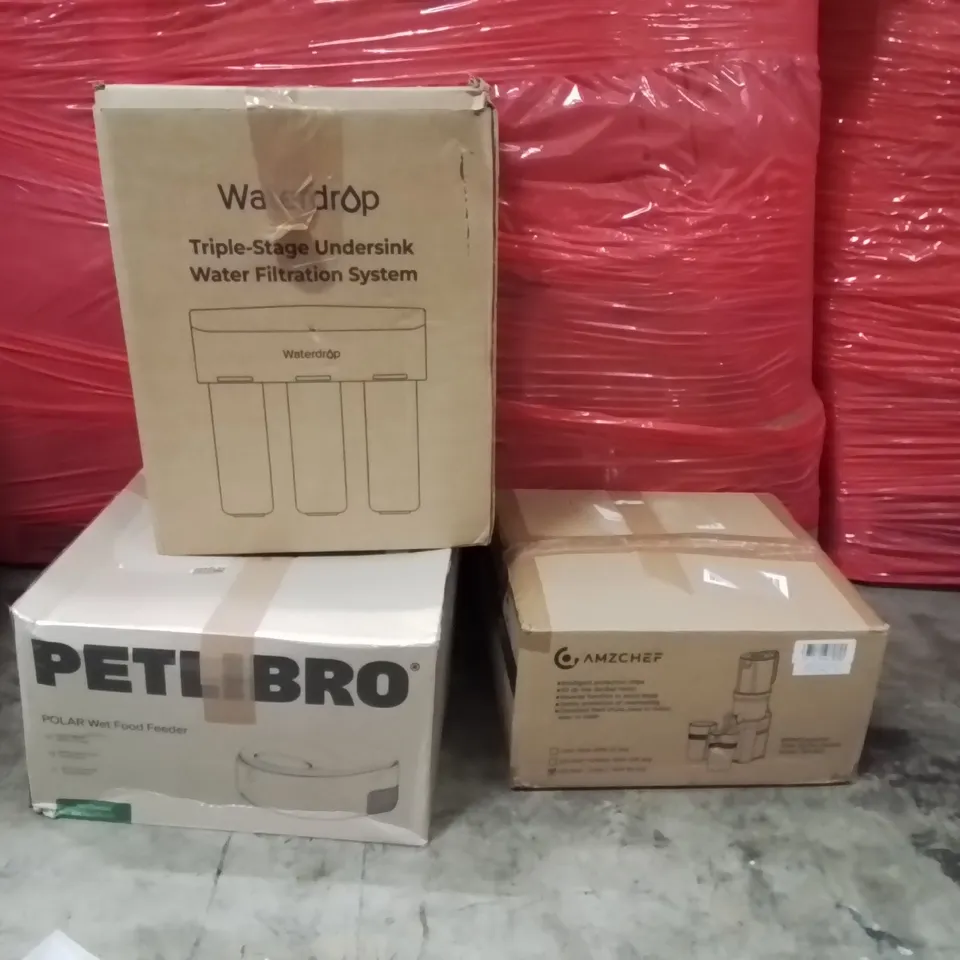 PALLET OF ASSORTED HOUSEHOLD GOODS AND PRODUCTS TO INCLUDE;WATER FILTRATION SYSTEM,JUICER,WET FOOD FEEDER