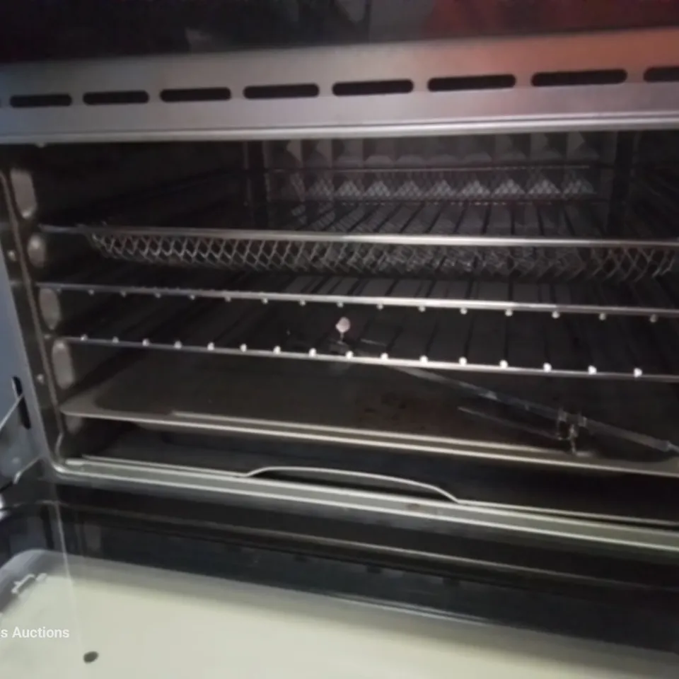 BOXED INNOTECK KITCHEN PRO 18 IN 1 AIR FRYER OVEN