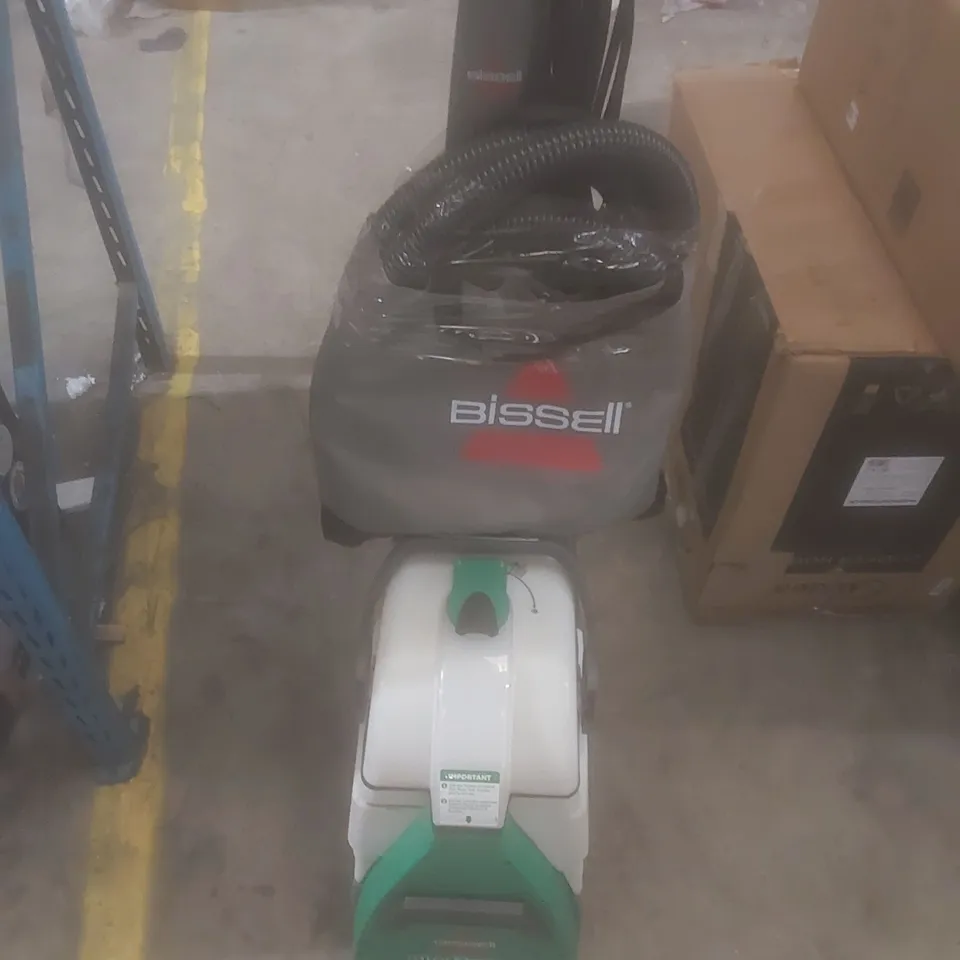 BISSELL BIG GREEN UPRIGHT CARPET CLEANER PROFESSIONAL-STYLE DEEP CLEANING 48F3E
