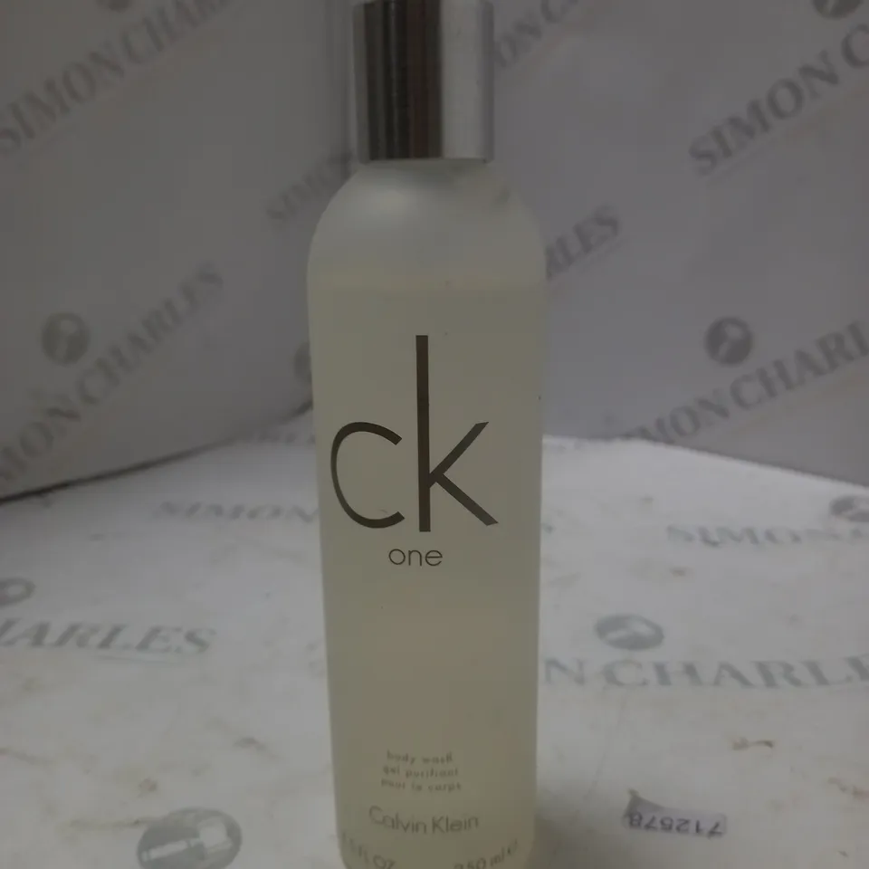 CALVIN KLEIN LADIES CK ONE BODY WASH 8.5 OZ FRAGRANCES