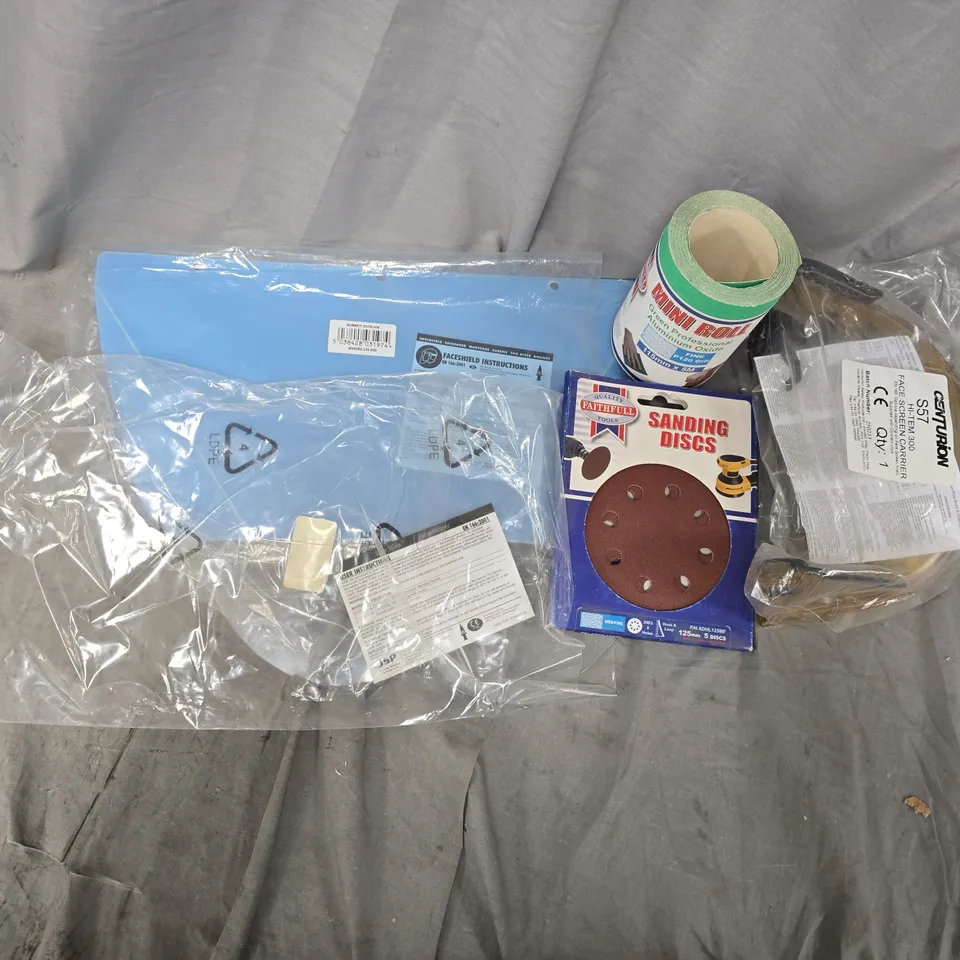 APPROXIMATELY 30 ASSORTED TOOL ITEMS TO INCLUDE SANDING DISCS, FACESHIELD, SAFETY GLASSES, ETC