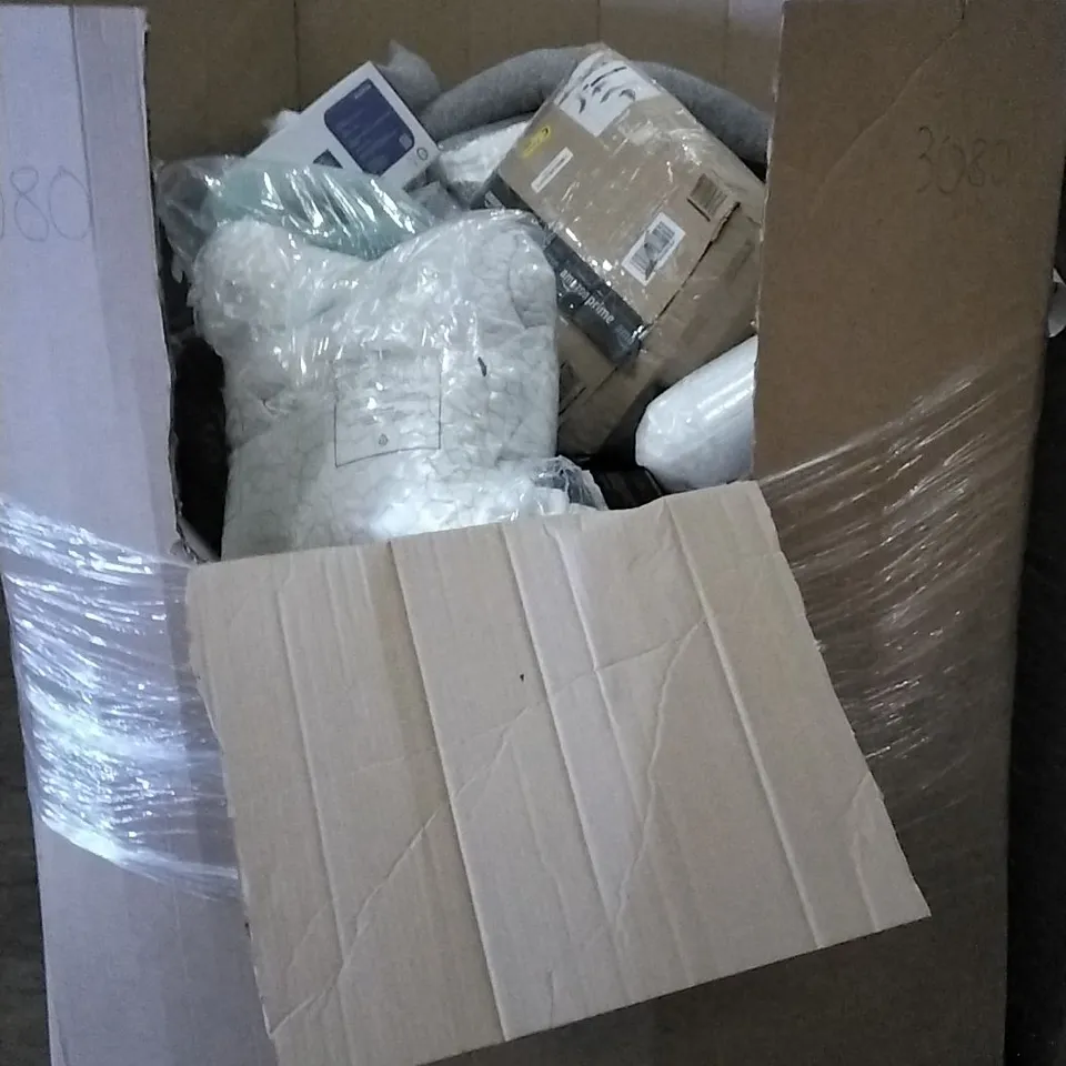 PALLET OF ASSORTED HOUSEHOLD GOODS TO INCLUDE MULTIFUNCTIONAL PILLOW, NECK PILLOW, WIND DOOR STOPPER ETC.