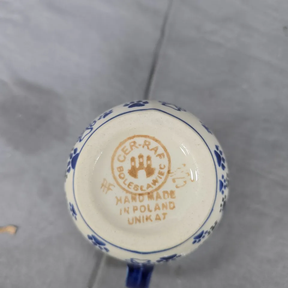 POLISH BLUE & WHITE CERAMIC CREAMER WITH CAT & PAW MOTIF – UNIKAT, HAND MADE IN POLAND