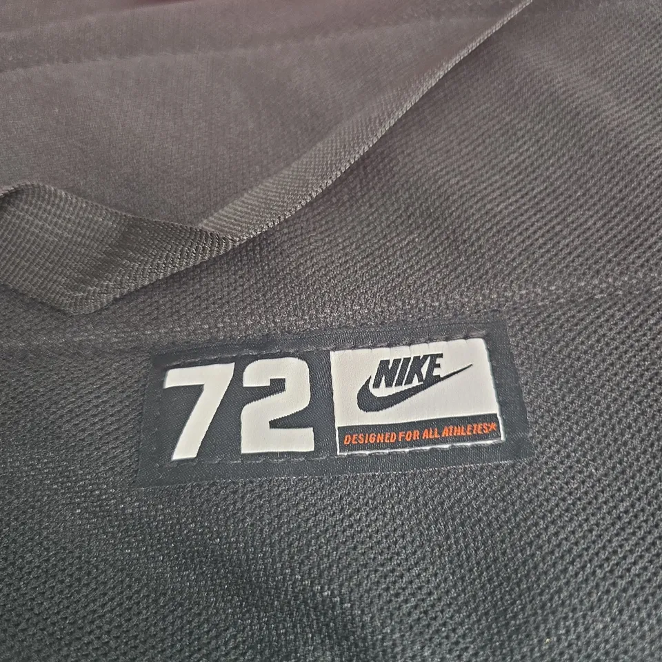 NIKE BACKPACK – BLACK TRAVEL/LUGGAGE STYLE BAG WITH NIKE  PATCH