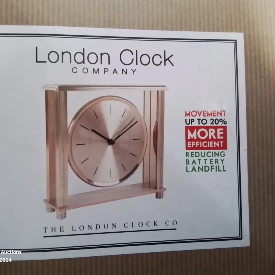 BOXED LONDON COMPANY ANALOG METAL TABLETOP CLOCK
