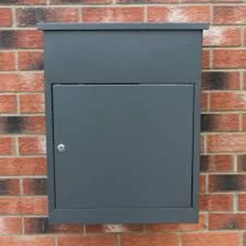 BOXED CHESTON LOCKING WALL MOUNTED LETTER BOX (1 BOX)