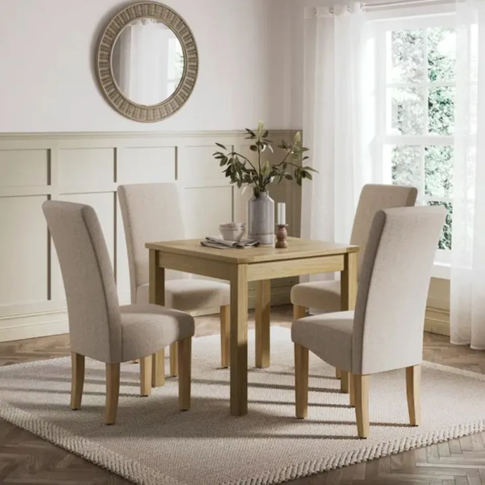 BOXED OLNEY COMPACT SQUARE DINING TABLE OAK