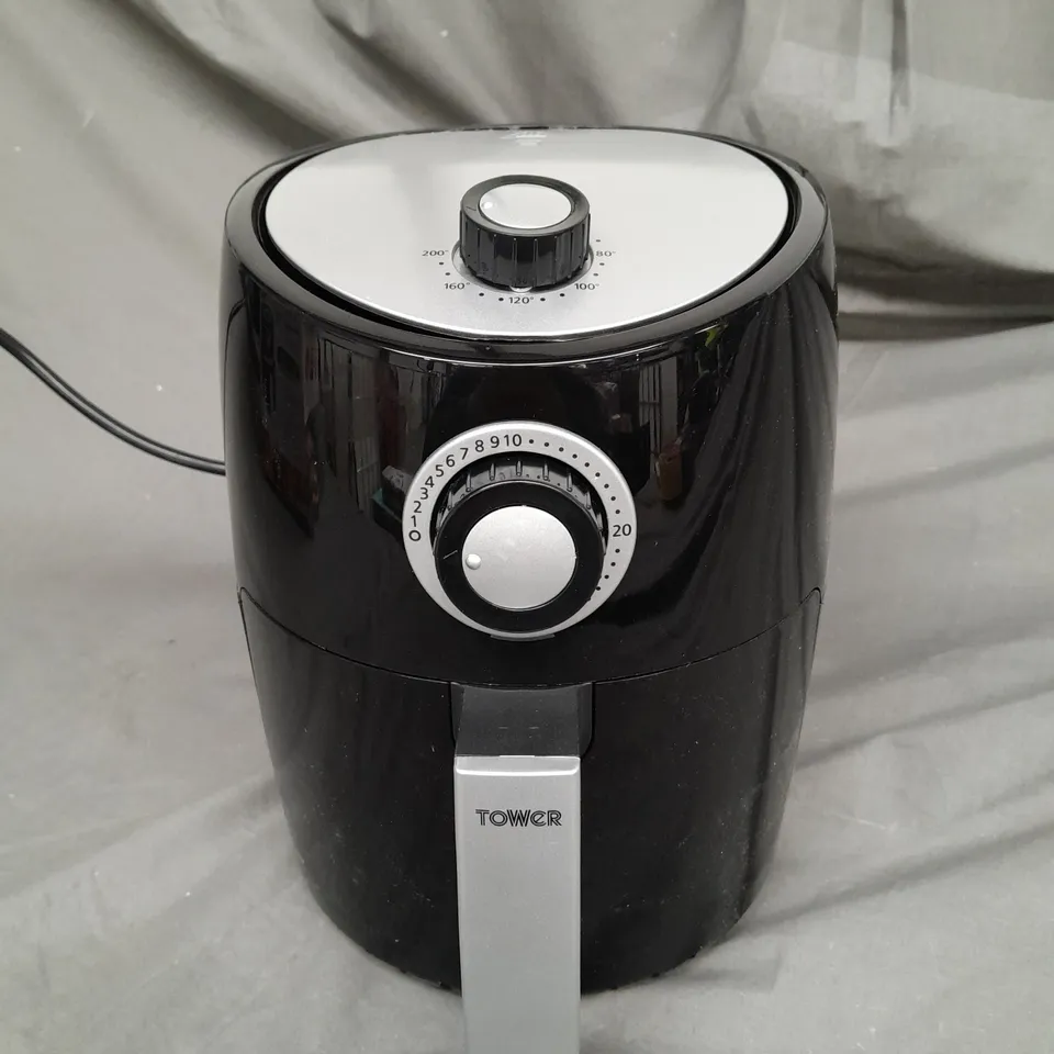 TOWER 2.2 LITRE AIR FRYER