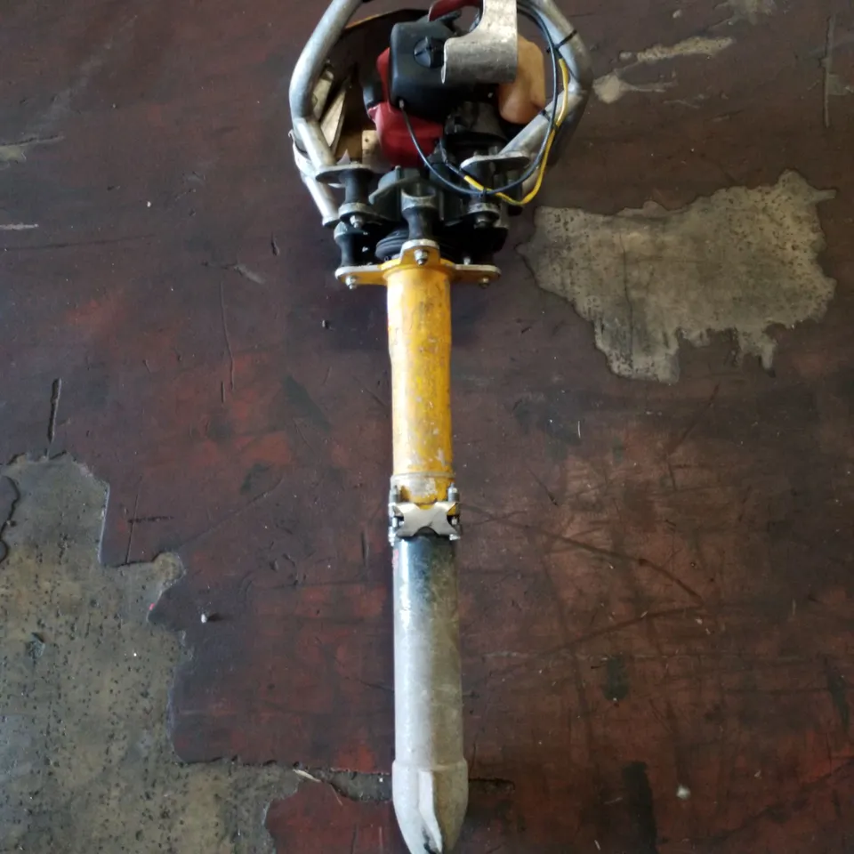 ROBEL 2 STROKE VERTICAL TAMPER