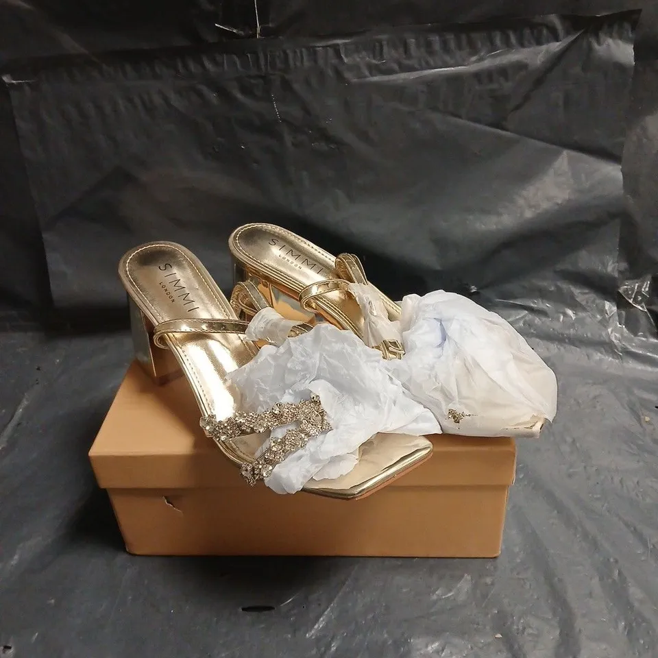 SIMMI LONDON GOLD EMBELLISHED HIGH-HEELED SANDALS – SIZE 5