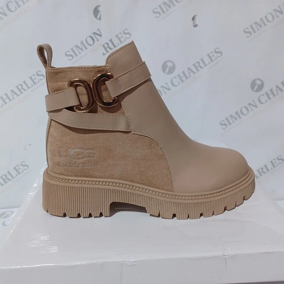 UGG TAN HIGH PLATFORM HEELS - SIZE 5 