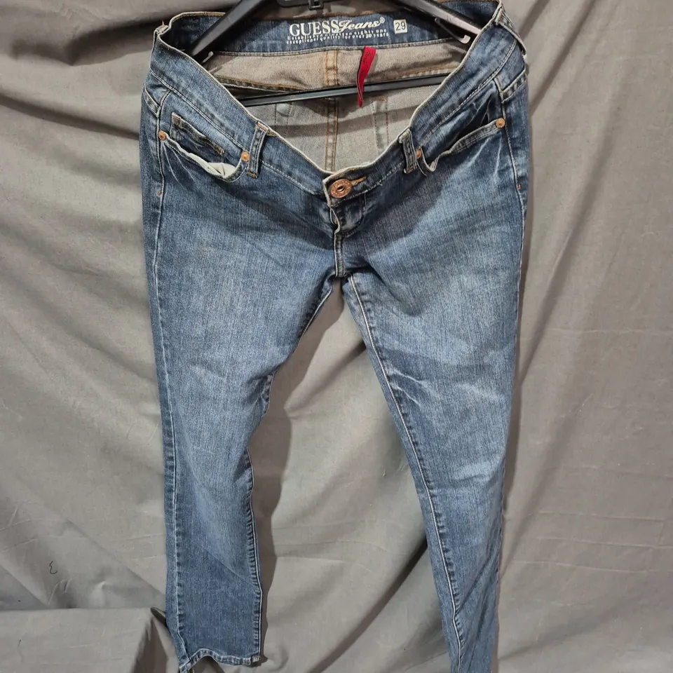 GUESS JEANS DENIM JEANS – WAIST 29 .