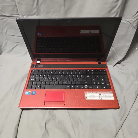 ACER ASPIRE 5742 LAPTOP – INTEL CORE I3, 4GB RAM, 640GB HDD, DVD-SUPER MULTI, RED