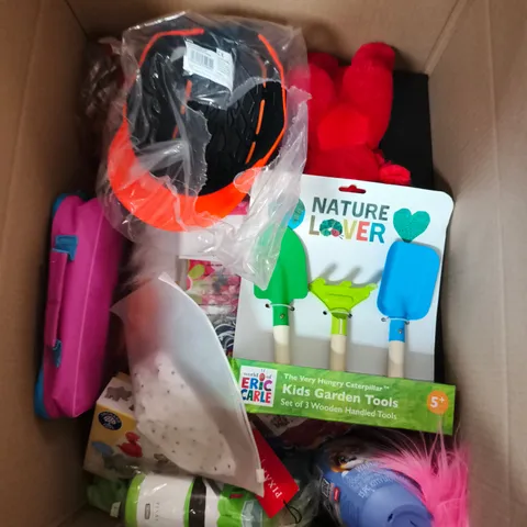 LARGE QUANTITY OF ASSORTED TOYS AND GAMES 
