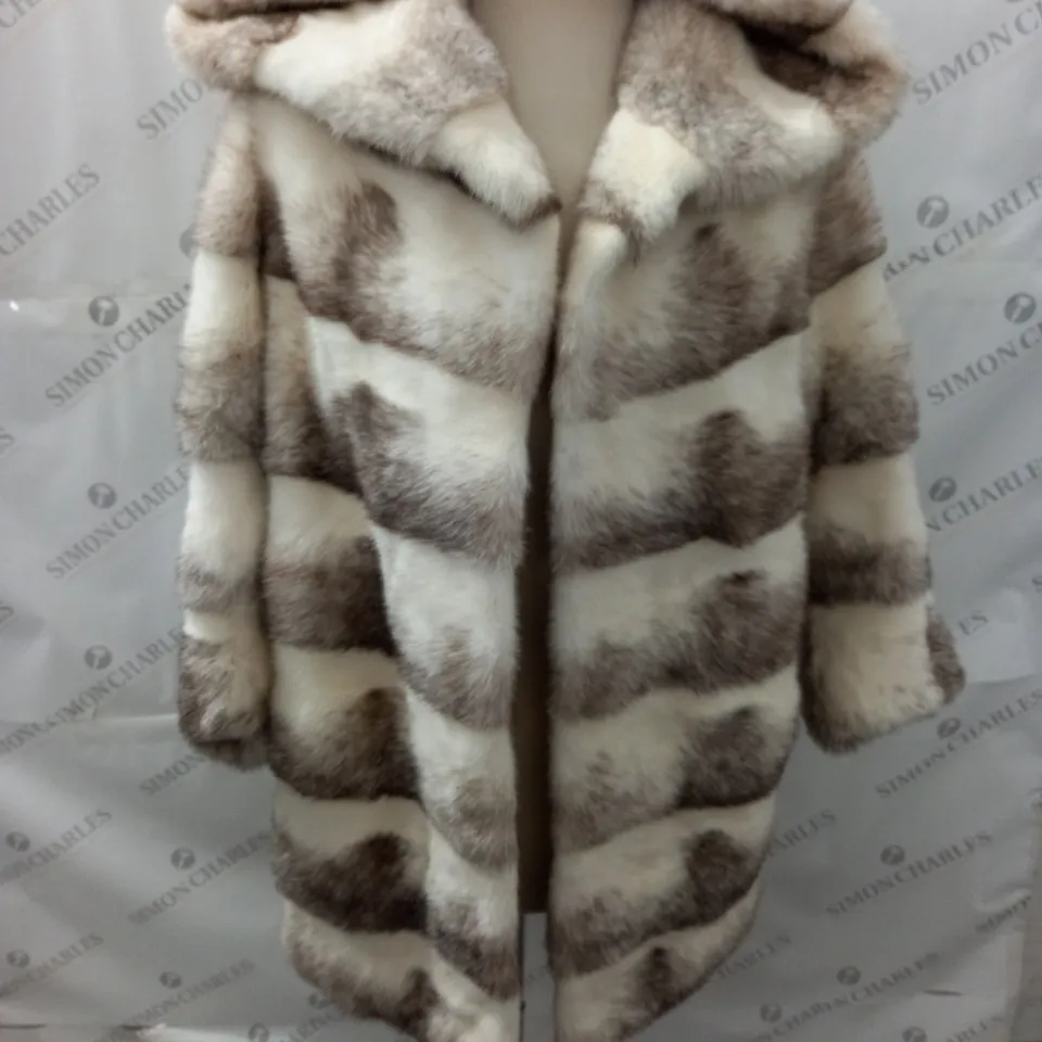 OBBLIGATO FAUX FUR HOODED COAT - 160/84A