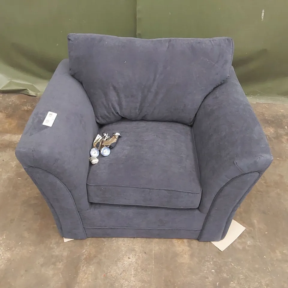 QUALITY DESIGNER DURY FABRIC UPHOLSTERED ARMCHAIR - BLUE