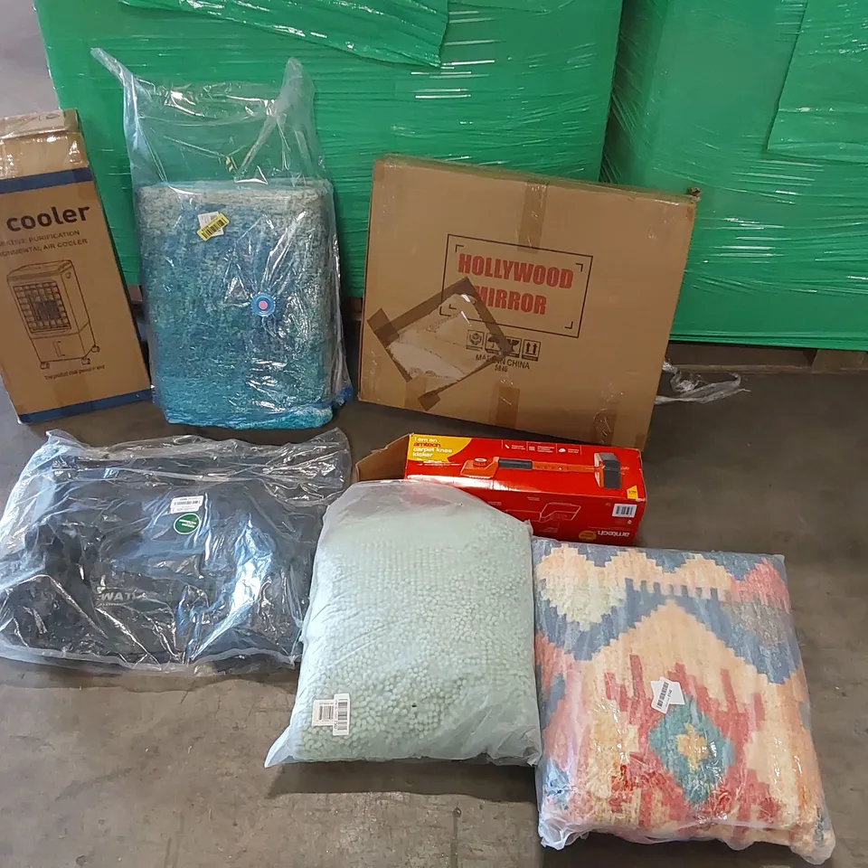 PALLET OF ASSORTED CONSUMER PRODUCTS TO INCLUDE: AIR COOLER, HOLLYWOOD MIRROR, COFFEE TABLE, MOTORCYCLE BAG, RUGS, BATH MATS ECT