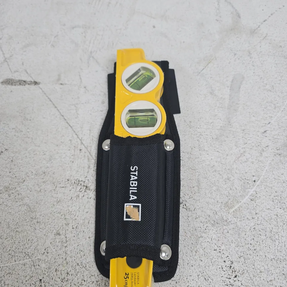 STABILA 25 CM SPIRIT LEVEL WITH BLACK HOLSTER