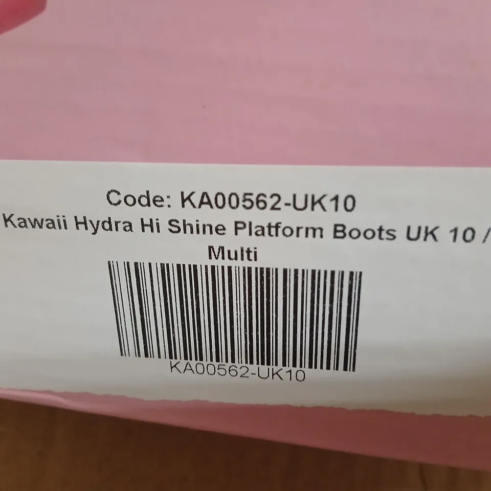 KOI KAWAII HYDRA HI SHINE PLATFORM BOOTS – UK 10 – MULTI