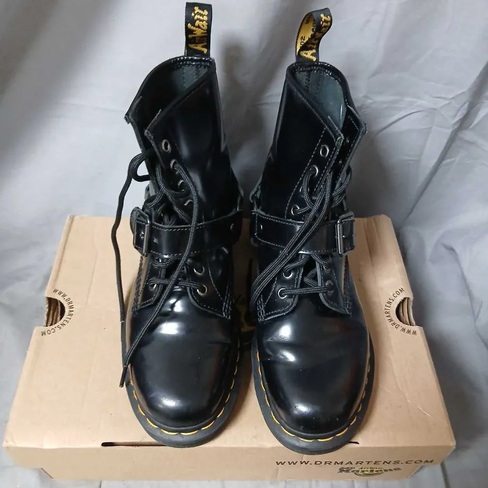 DR. MARTENS 1460 HARNESS BOOTS – BLACK POLISHED SMOOTH LEATHER, UK 5 (EU 38)