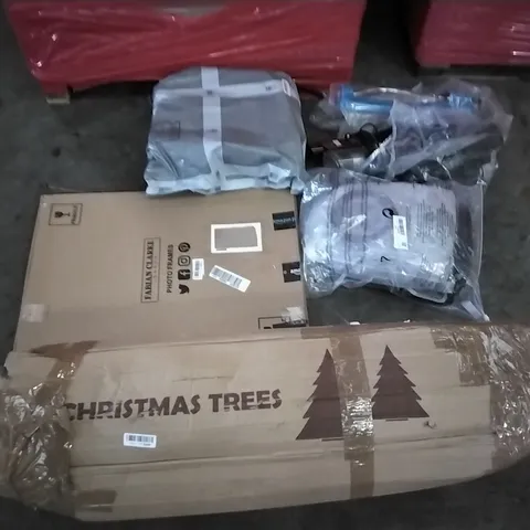 PALLET OF ASSORTED ITEMS INCLUDING NEEWER, CHRISTMAS TREE, FABIAN CLARKE PHOTO FRAMES, GRUNTEK SPRINKLER, PET BACKPACK, FOLDOUT LOUNG CHAIR