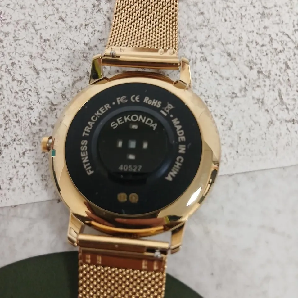 SEKONDA FITNESS TRACKER WATCH – GOLD TONE MESH BAND