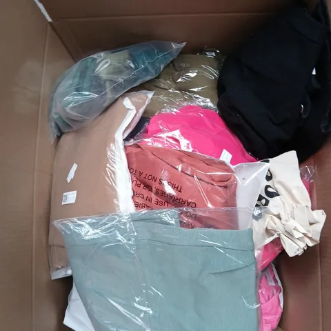 LARGE BOX OF APPROXIMATELY 20 ASSORTED CLOTHING ITEMS IN VARIOUS SIZES, STYLES AND COLOUR