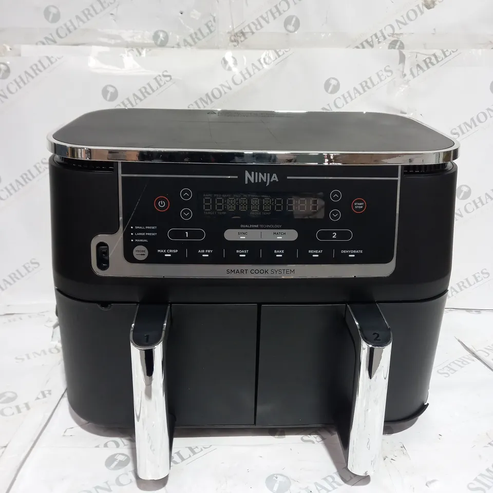 BOXED NINJA FOODI MAX DUALZONE AIR FRYER AF451UK