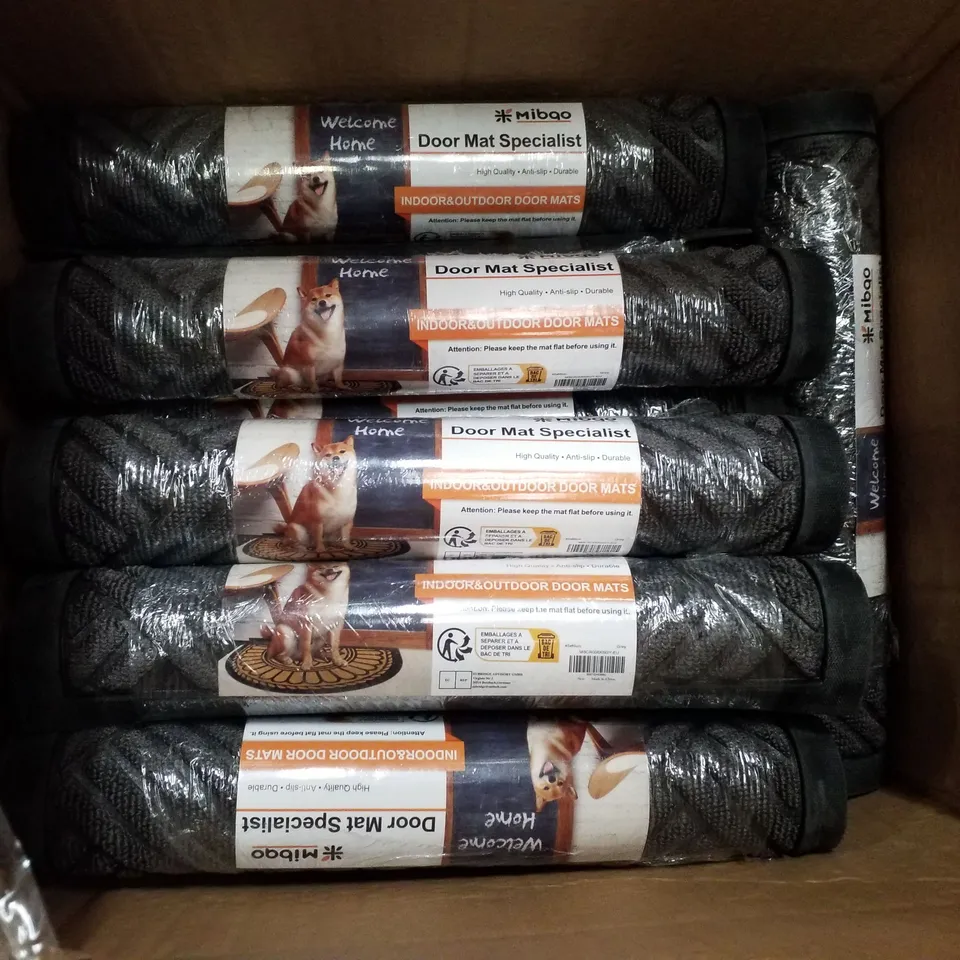 PALLET CONTAINING 390 BRAND NEW MIBAO DIRT TRAPPER FLOORMATS