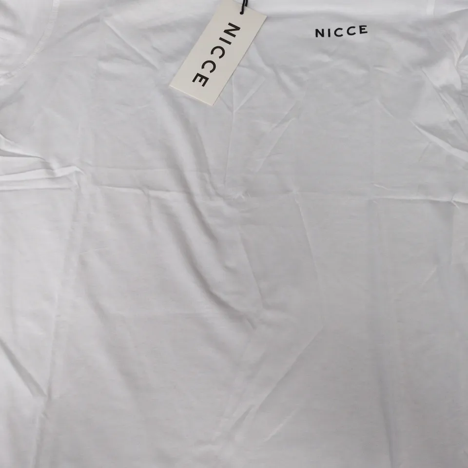 NICCE SHORT SLEEVE T-SHIRT IN WHITE SIZE LARGE