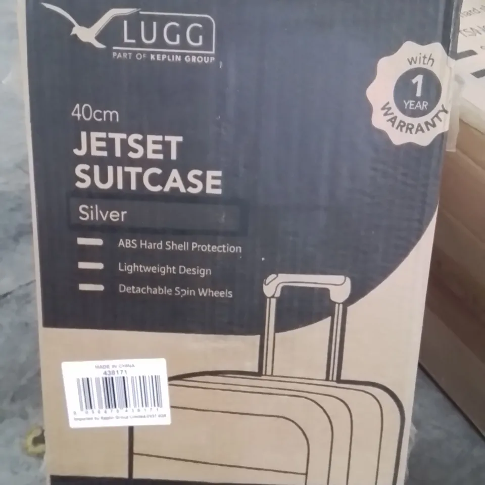 BOXED LUGG JETSET SUITCASE