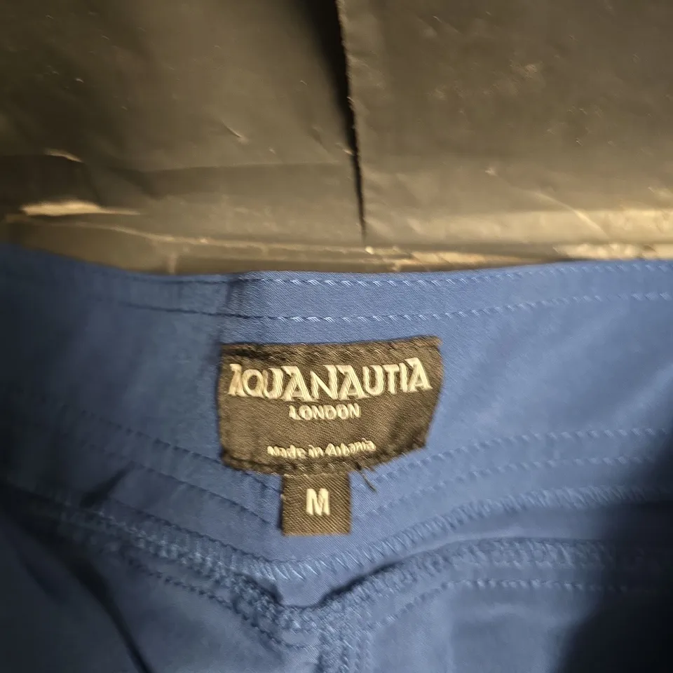AQUANAUTIA LONDON BLUE SHORTS – SIZE M