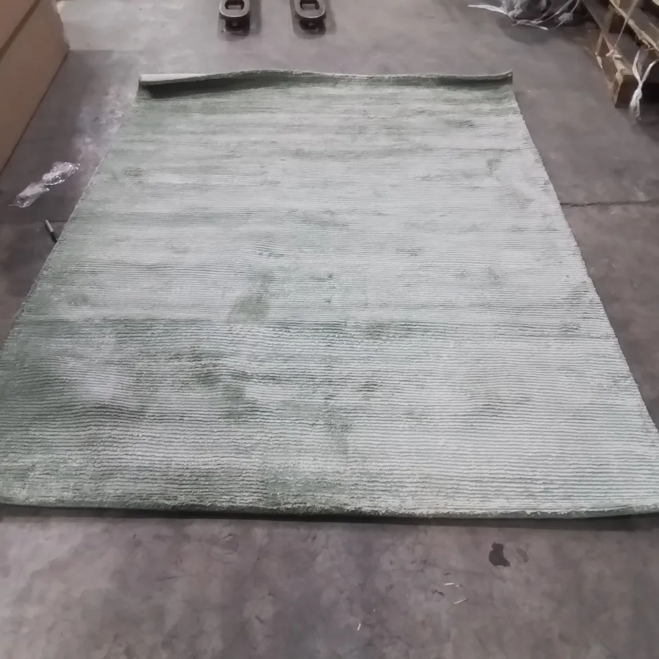 QUALITY DESIGNER AREA RUG - APPROXIMATELY 240X170CM