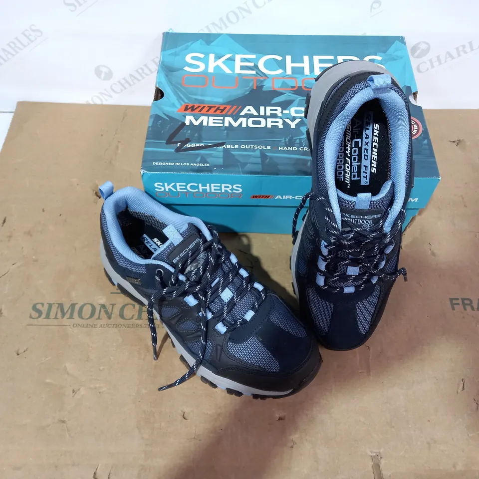 BOXED PAIR OF SKECHERS - SIZE 5.5