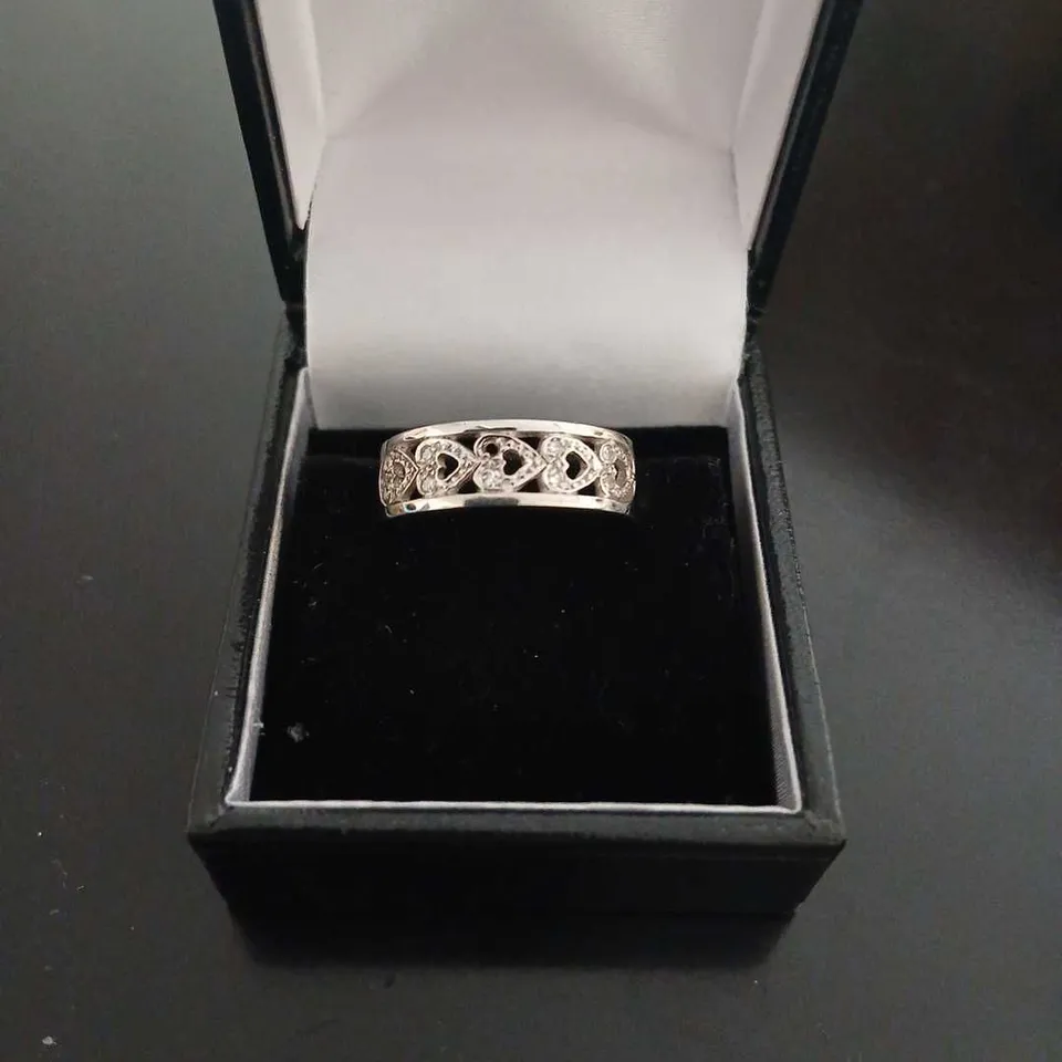 9CT WHITE GOLD DRESS RING SET WITH NATURAL DIAMONDS 