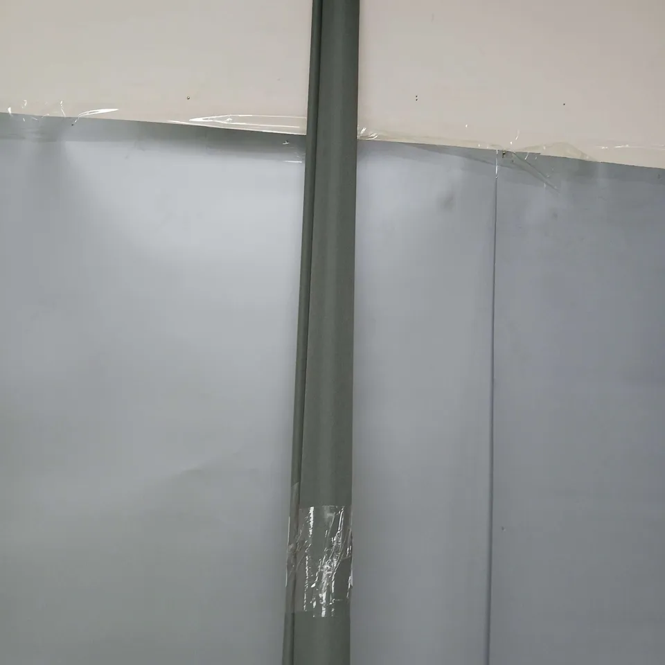 EVERYDAY PLAIN BLACKOUT ROLLER BLIND